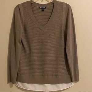Hilary Radley Sweater Women's Size S Soft Warm Comfortable Pullover V-Neck Brown